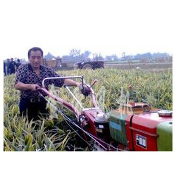為您推*超實惠的收割機(jī)，收割機(jī)配件批發(fā)