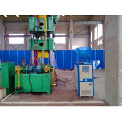油式溫度控制機，導(dǎo)熱油模溫機，液壓模具油加熱器