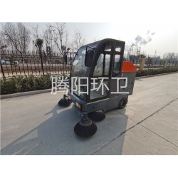 為什么選擇電動掃地車？